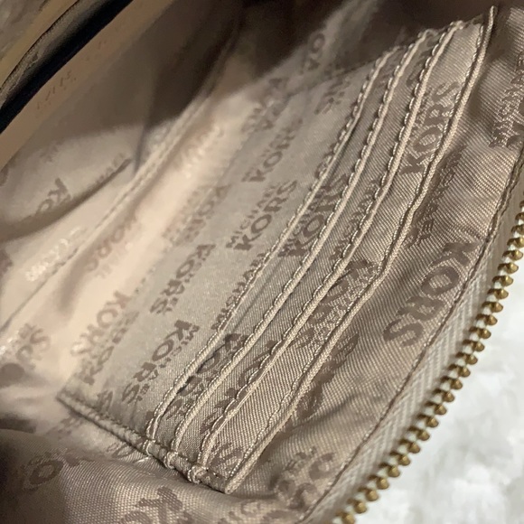 Michael Kors Large Logo Wristlet - Picture 8 of 15